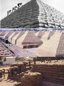 Image of Groundnut Pyramids